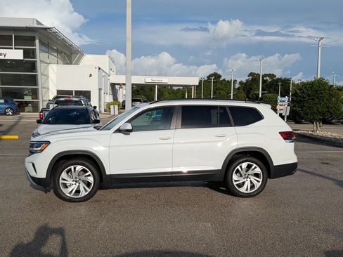 Certified 2023 Volkswagen Atlas SE FWD image 3