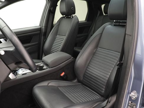 Used 2023 Land Rover Discovery Sport S image 16