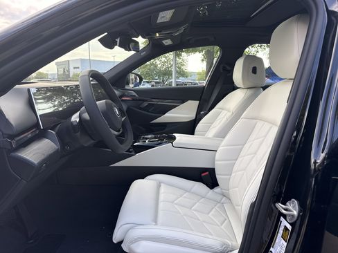 New 2026 BMW i5 eDrive40 image 10