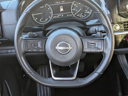 Certified 2022 Nissan Pathfinder SV image 11