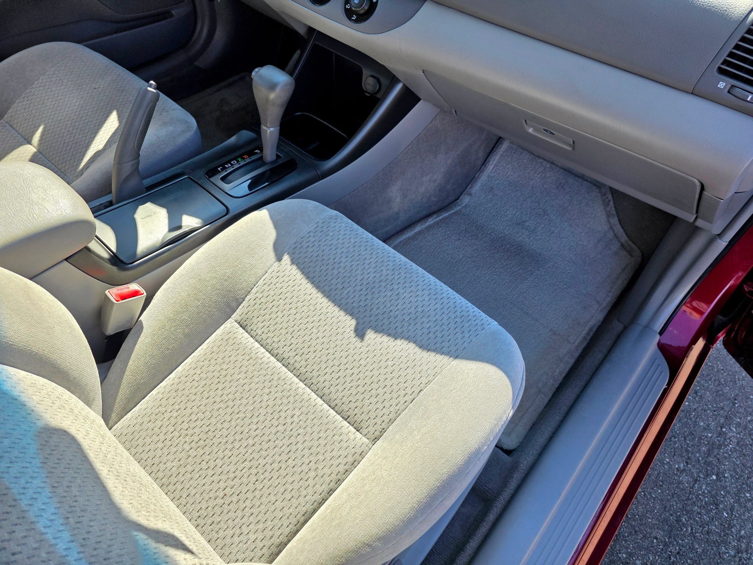 Used 2003 Toyota Camry LE FWD image 46