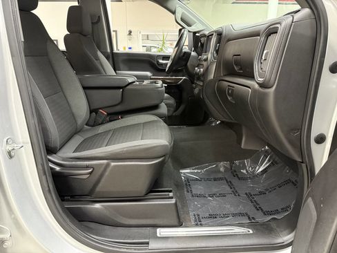 Used 2022 Chevrolet Silverado 3500 LT w/ Convenience Package AWD/4WD image 17