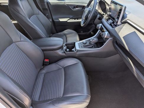 Used 2021 Toyota RAV4 XSE AWD/4WD image 23