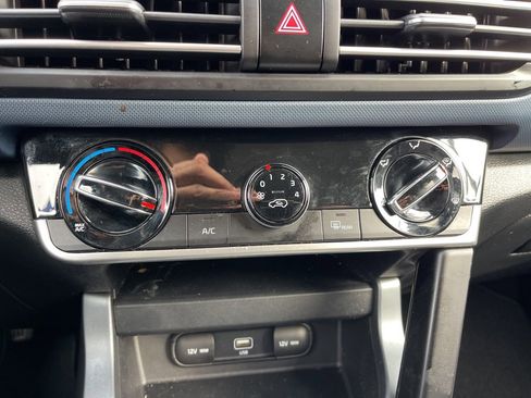 Used 2021 Kia Seltos S image 12