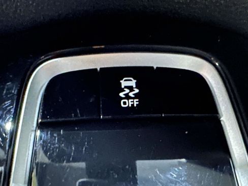 Used 2023 Toyota Corolla LE FWD image 26