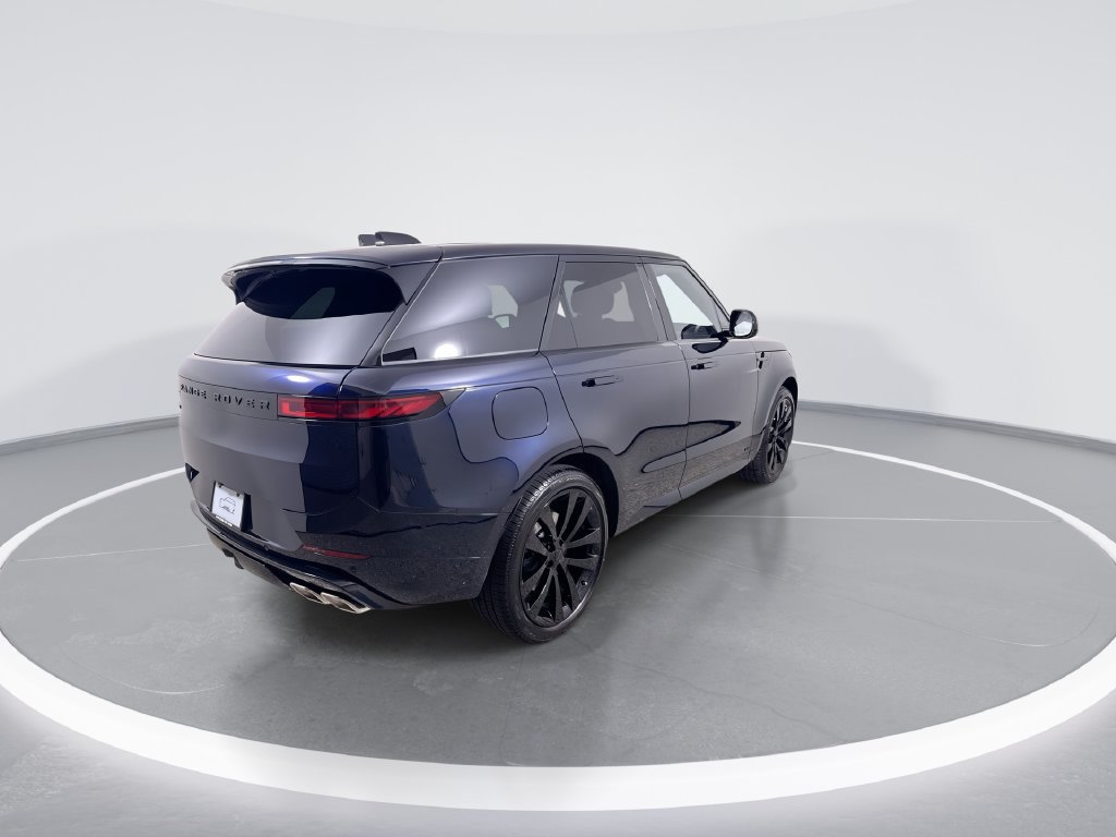 New 2027 Land Rover Range Rover Sport Dynamic SE AWD/4WD image 8