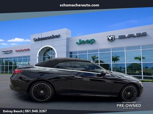 Used 2025 Mercedes-Benz CLE 300 4MATIC Cabriolet image 8