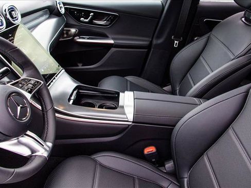 New 2026 Mercedes-Benz GLC 300 4MATIC image 11