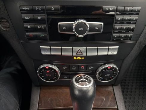 Used 2013 Mercedes-Benz C 250 Sedan image 35