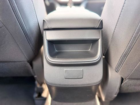 Used 2020 Subaru Outback AWD/4WD image 24