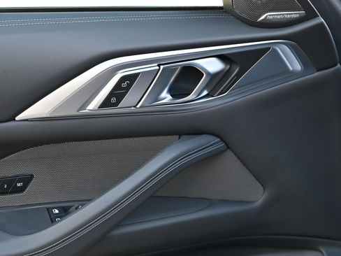 Used 2025 BMW M4 xDrive Competition w/ Carbon Package image 21