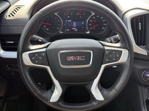 Used 2020 GMC Terrain SLE w/ Driver Convenience Package image 15