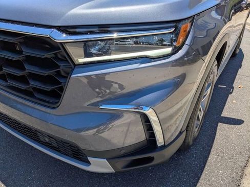 Certified 2025 Honda Pilot EX-L image 5