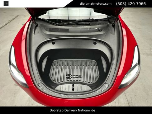 Used 2023 Tesla Model 3 Performance image 41