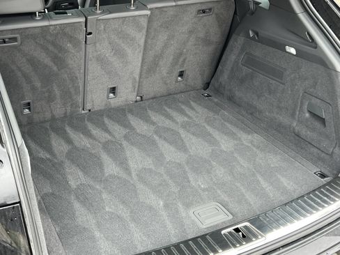 Certified 2023 Porsche Cayenne AWD/4WD image 21