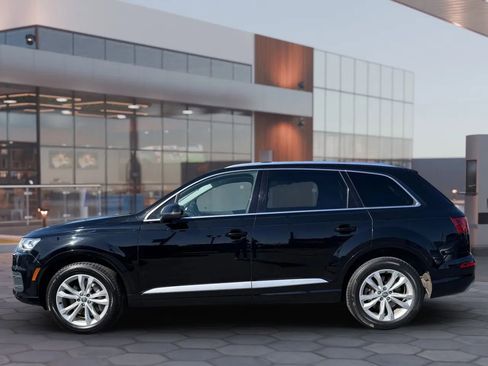 Used 2017 Audi Q7 3.0T Premium Plus AWD/4WD image 5