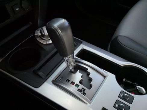 Certified 2024 Toyota 4Runner SR5 Premium image 26