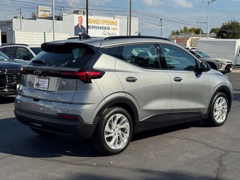 New 2027 Chevrolet Bolt LT w/ Comfort Package FWD image 6