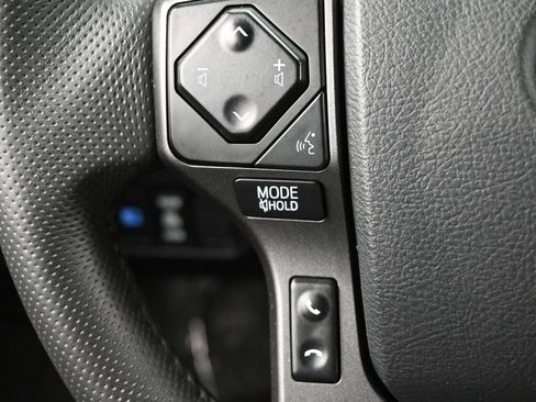 Used 2023 Toyota Tacoma TRD Sport w/ Technology Package AWD/4WD image 6