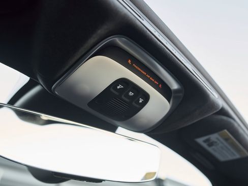 Used 2026 McLaren 750S Spider image 73