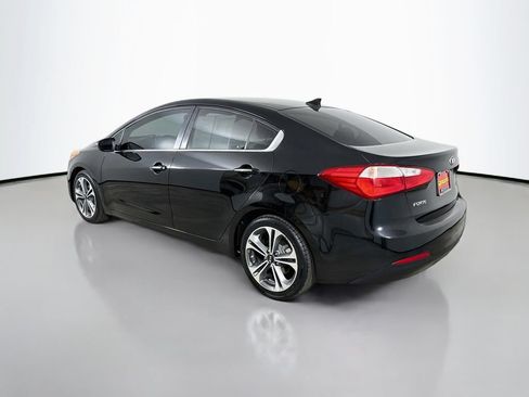 Used 2015 Kia Forte EX w/ UVO Package W/17" Alloys FWD image 6