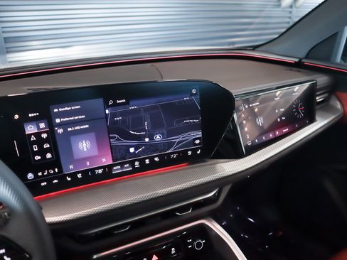 New 2025 Audi SQ5 Prestige image 26