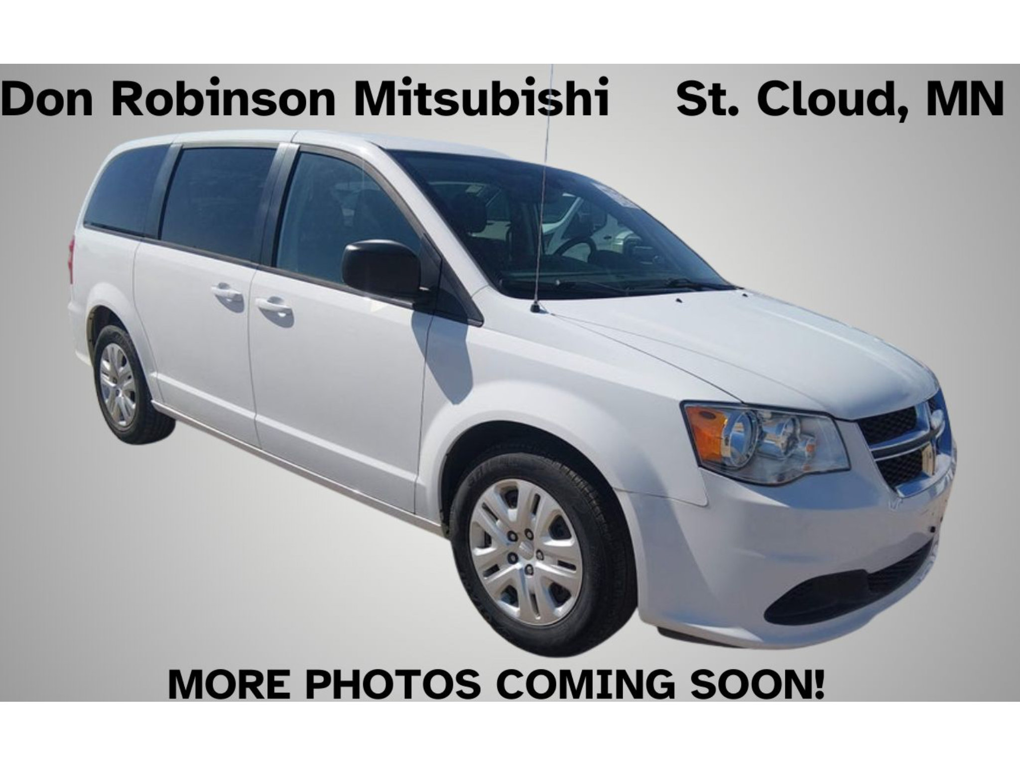 Used 2018 Dodge Grand Caravan SE w/ UConnect Hands-Free Group FWD image 1