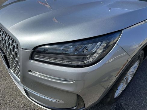 Used 2023 Lincoln Corsair AWD image 8