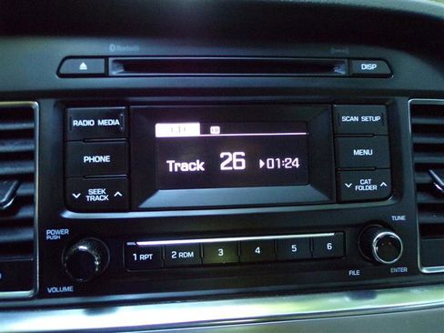 Used 2017 Hyundai Sonata SE FWD image 34