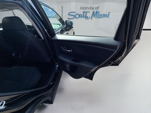 Certified 2024 Honda HR-V LX image 29