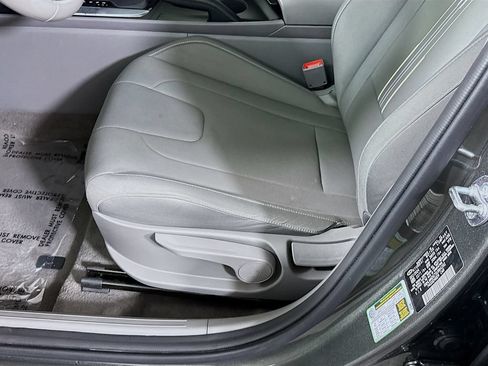 Certified 2025 Hyundai Elantra Sport FWD image 24