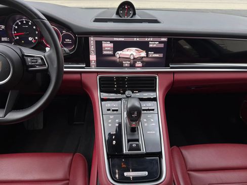 Used 2021 Porsche Panamera image 83