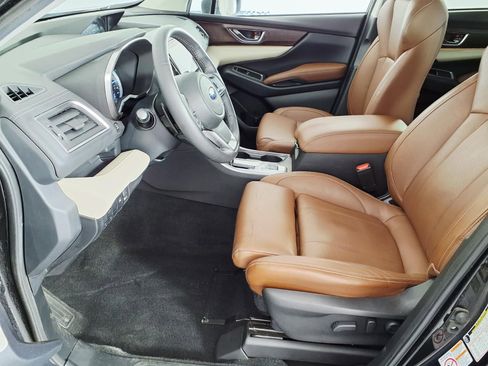 Used 2019 Subaru Ascent Touring w/ Popular Package #3 AWD/4WD image 13