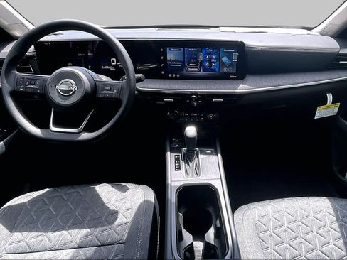 New 2026 Nissan Kicks SV w/ Cold Weather Package FWD image 5