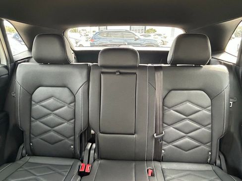 New 2026 Volkswagen Atlas Cross Sport SE FWD image 14