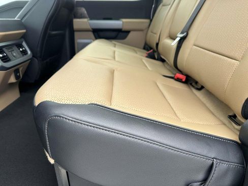 New 2025 Ford F250 Lariat w/ Lariat Ultimate Package image 20