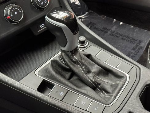 Used 2024 Volkswagen Jetta Sport FWD image 3