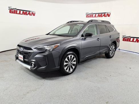 Used 2025 Subaru Outback Limited AWD/4WD image 8