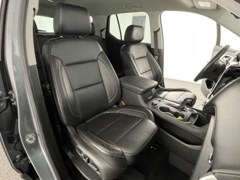 Used 2018 Chevrolet Traverse LT image 49