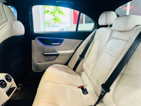 Used 2023 Mercedes-Benz C 300 4MATIC Sedan image 17