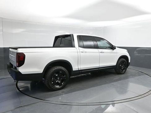 New 2026 Honda Ridgeline Black Edition image 15