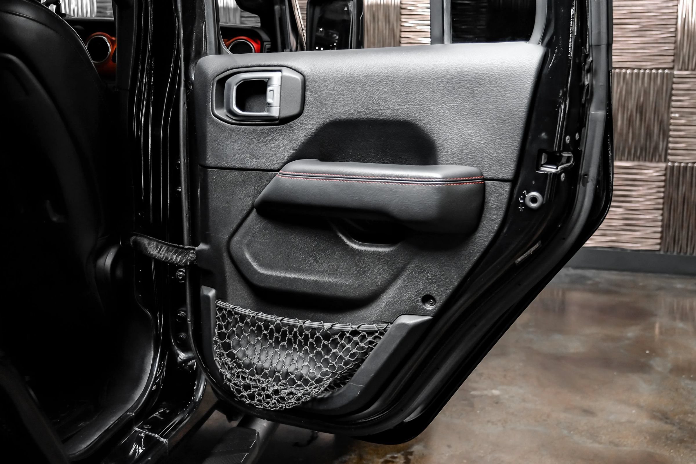 Used 2019 Jeep Wrangler Unlimited Rubicon AWD/4WD image 51