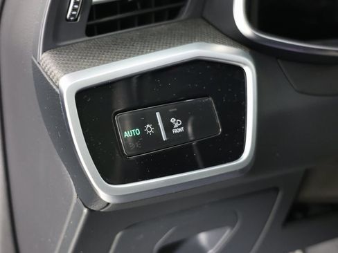 Used 2023 Audi S6 Prestige w/ Prestige Package image 25