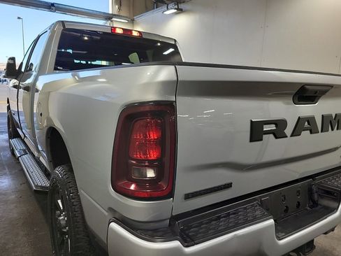 Used 2026 RAM 2500 Big Horn AWD/4WD image 4