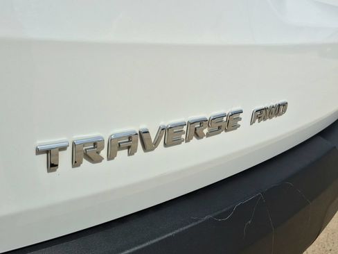 Used 2023 Chevrolet Traverse LT w/ LPO, Cargo Package AWD/4WD image 13