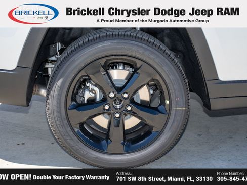 New 2025 Jeep Grand Cherokee L Altitude image 45