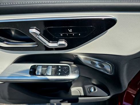 New 2026 Mercedes-Benz GLC 300 4MATIC image 21