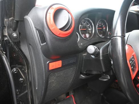 Used 2018 Jeep Wrangler Unlimited Rubicon image 20