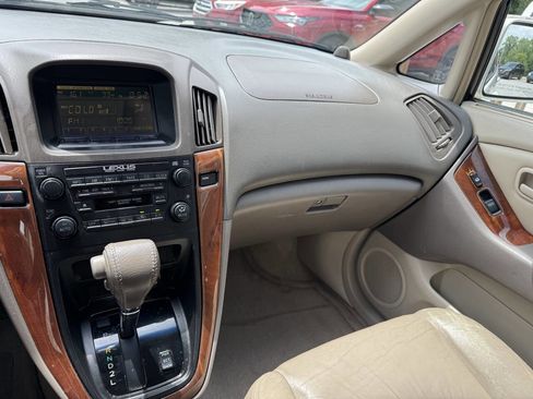 Used 1999 Lexus RX 300 image 19
