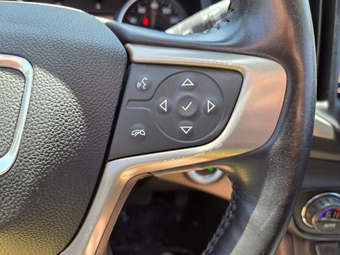 Used 2019 GMC Terrain Denali w/ Advanced Safety Package FWD image 31
